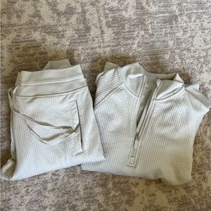 Lululemon engineered warmth wool half zip and joggers MATCHING SET